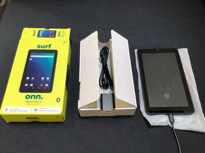 Photo 2 of onn. 7" Tablet, 16GB (2021 Model)
