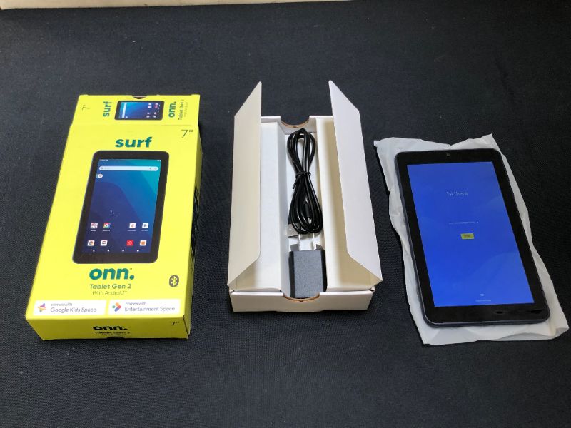 Photo 2 of onn. 7" Tablet, 16GB (2021 Model)
