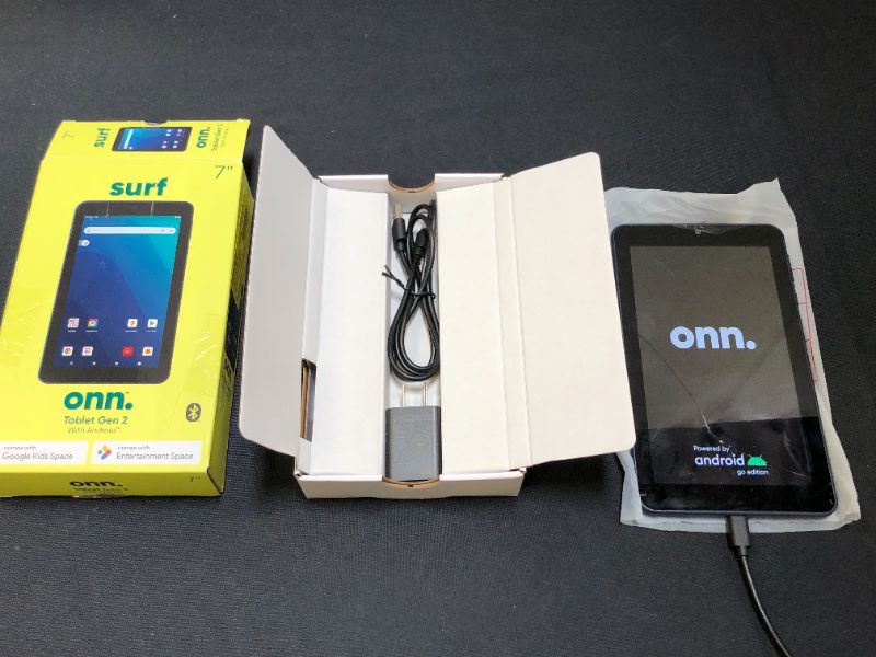 Photo 2 of onn. 7" Tablet, 16GB (2021 Model)
