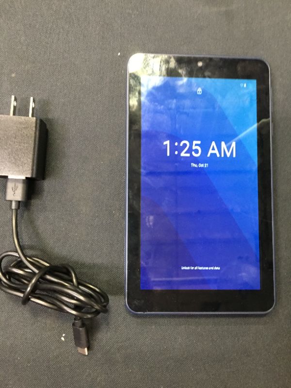 Photo 6 of onn. 7" Tablet, 16GB (2021 Model)
