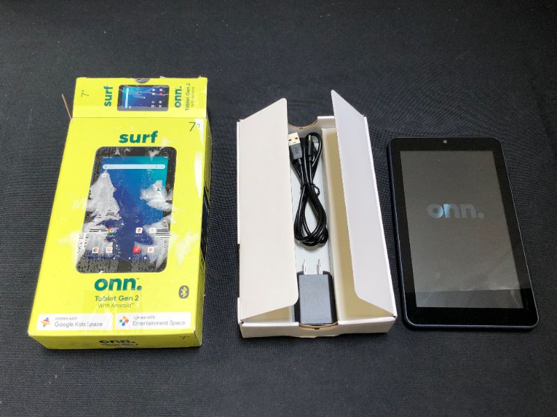 Photo 2 of onn. 7" Tablet, 16GB (2021 Model)
