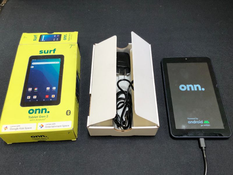 Photo 2 of onn. 7" Tablet, 16GB (2021 Model)
