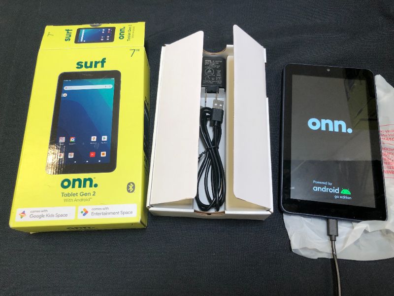 Photo 2 of onn. 7" Tablet, 16GB (2021 Model)
