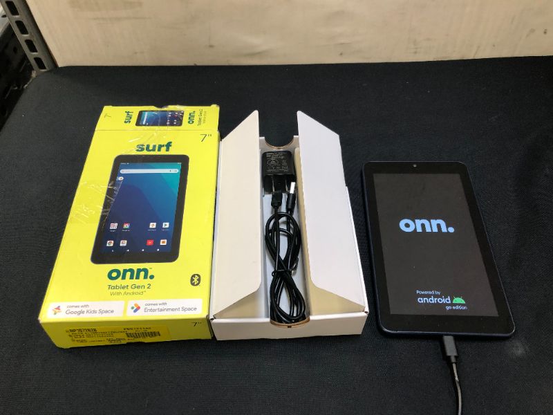 Photo 2 of onn. 7" Tablet, 16GB (2021 Model)
