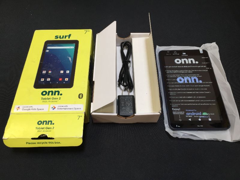 Photo 2 of onn. 7" Tablet, 16GB (2021 Model)
