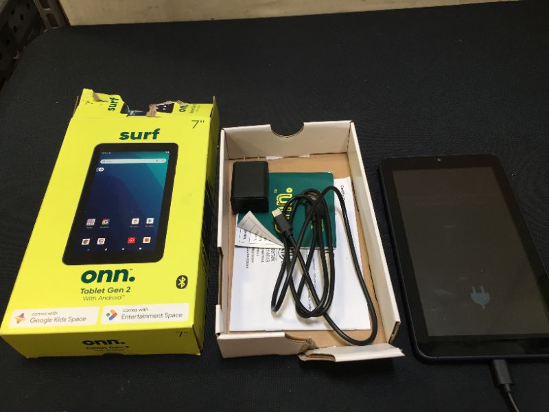 Photo 2 of onn. 7" Tablet, 16GB (2021 Model)
