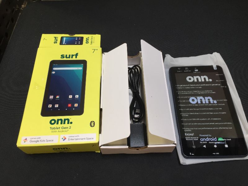 Photo 2 of onn. 7" Tablet, 16GB (2021 Model)
