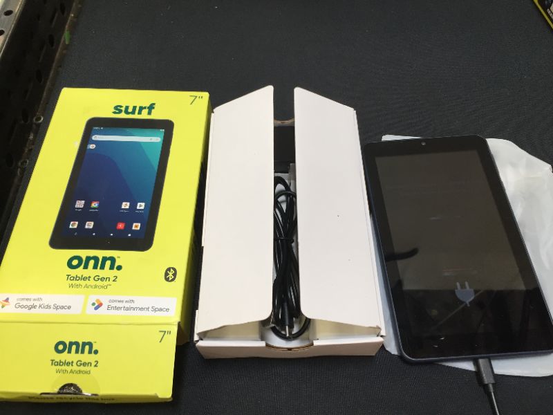 Photo 2 of onn. 7" Tablet, 16GB (2021 Model)
