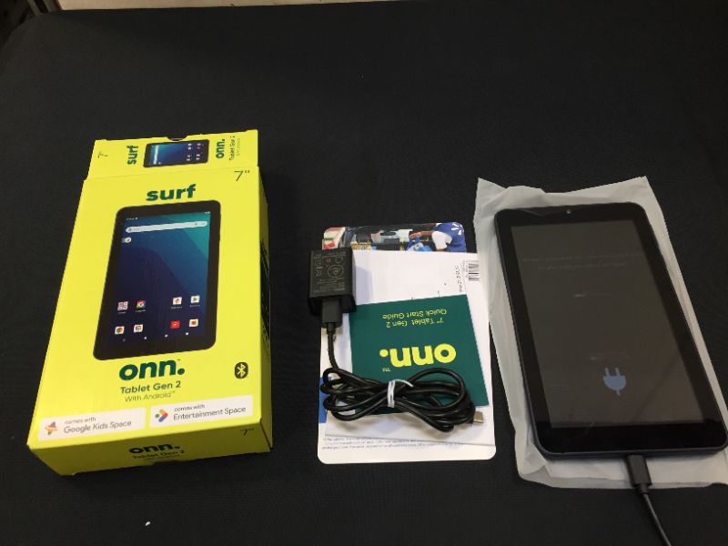 Photo 2 of onn. 7" Tablet, 16GB (2021 Model)
