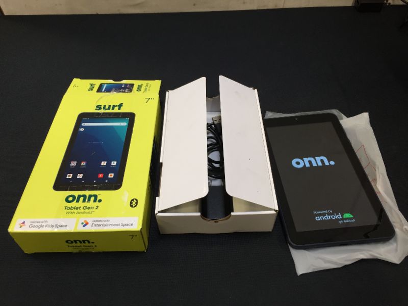 Photo 2 of onn. 7" Tablet, 16GB (2021 Model)
