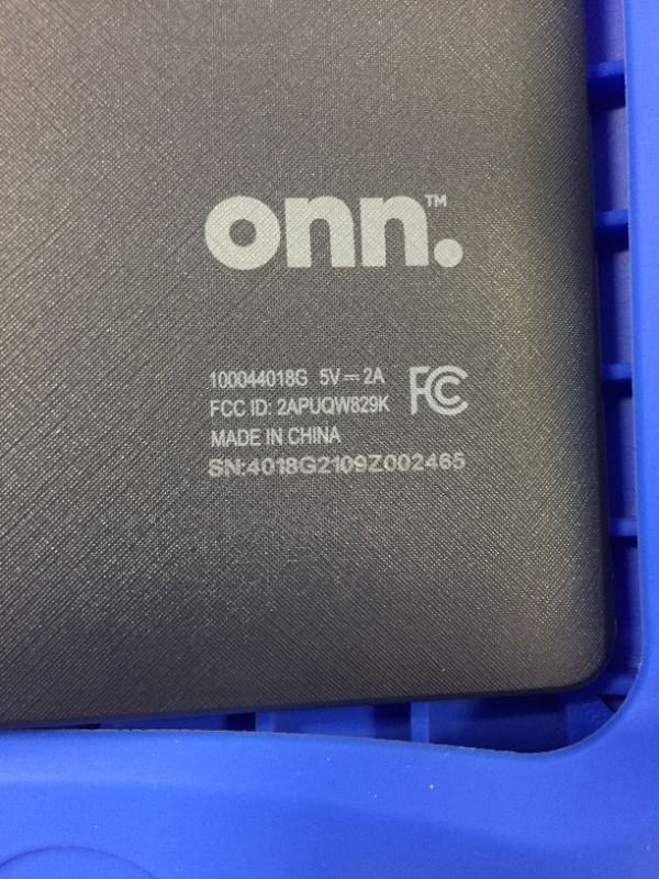 Photo 3 of onn. 8" Kids Tablet, 32GB (2021 Model) - Blue
