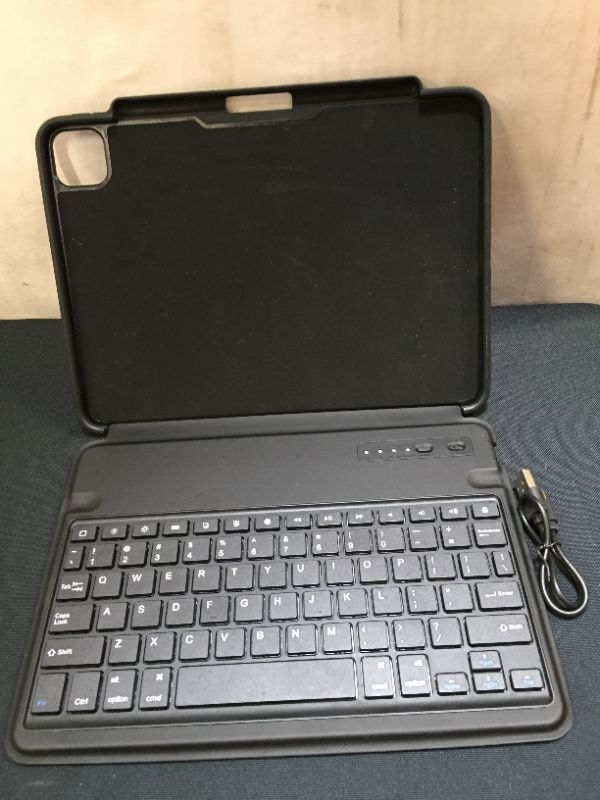 Photo 1 of Arteck iPad Air 10.9-in/iPad Pro 11-in Keyboard, Bluetooth Keyboard with Folio Full Protection Case for Apple iPad Air 10.9-inch Air 5 (2022) Air 4 (2020) and iPad Pro 11-inch Pro 3 (2021) 2 (2020)
