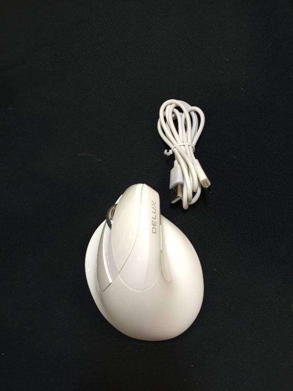 Photo 1 of VERTICAL MOUSE 