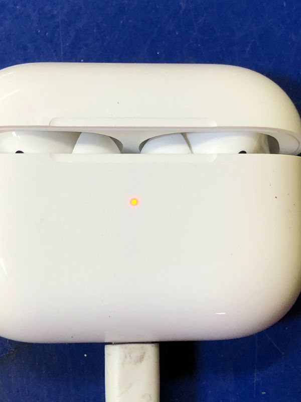 Photo 4 of Apple AirPods Pro--USED