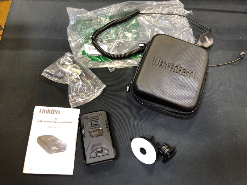 Photo 1 of Uniden R3 Extreme Long Range Radar Laser Detector GPS, DSP, Voice Alert, Silver
