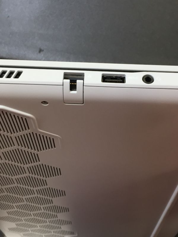 Photo 6 of Alienware m17 R3 17.3 inch FHD Gaming Laptop (Luna Light) Intel Core i7---DOES NOT TURN ON---SELLING AS PARTS ONLY---DOES NOT TURN ON---