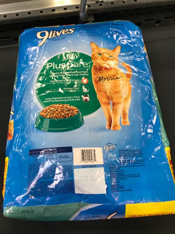 Photo 2 of 9Lives Plus Care Dry Cat Food, 13.3 Lb (EXP:05/29/2022)
