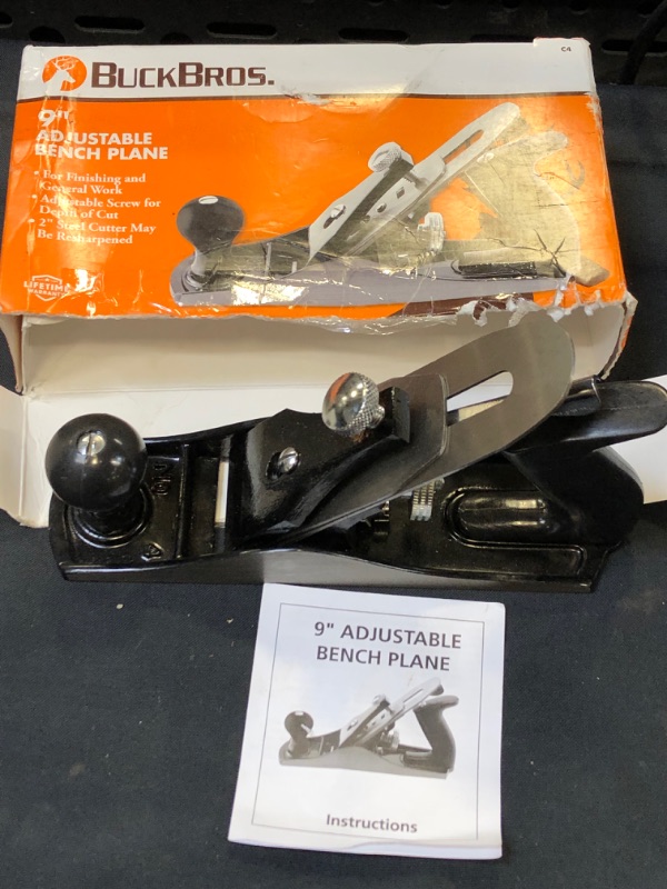 Photo 2 of GreatNeck C4 Bench Jack Plane (9 Inch), 2 Inch Cutter, Adjustable to Control the Blade, Cast Iron Body, Quality Plastic Ergonomic Handles
[ unable to test for proper function ]