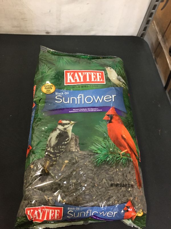 Photo 2 of  Kaytee Black Oil Sunflower Bird Seed, 5 lb
Best before - 08/09/2023