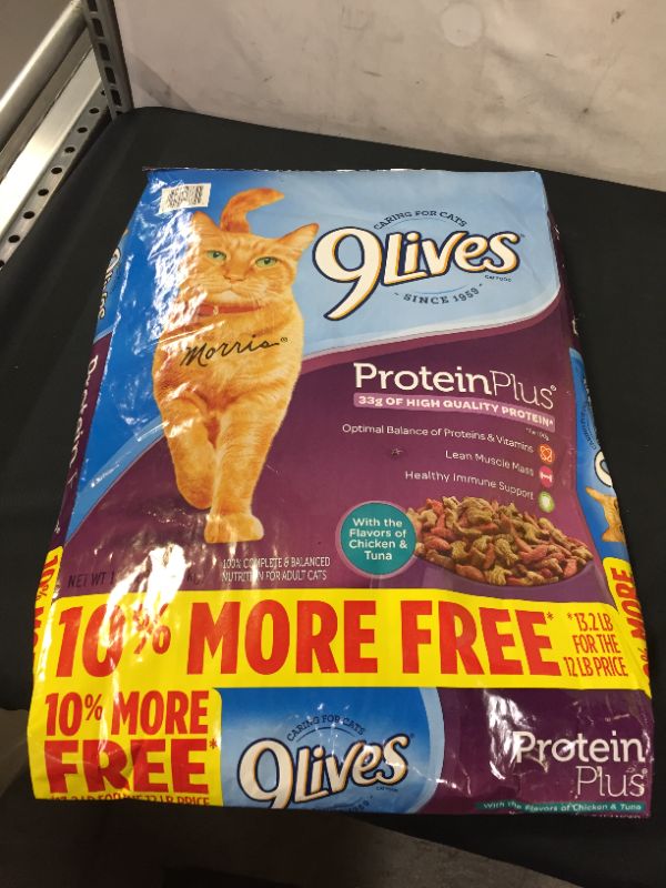 Photo 1 of 9Lives Protein Plus Dry Cat Food Bonus Bag, 13.2Lb