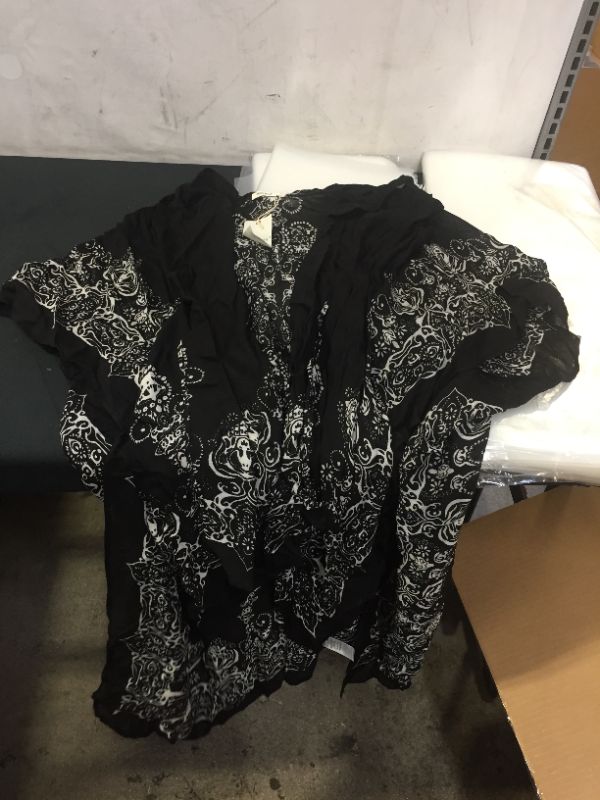 Photo 1 of WOMEN'S LIGHT WEIGHT WRAP AROUND/SHAWL SIZE SMALL