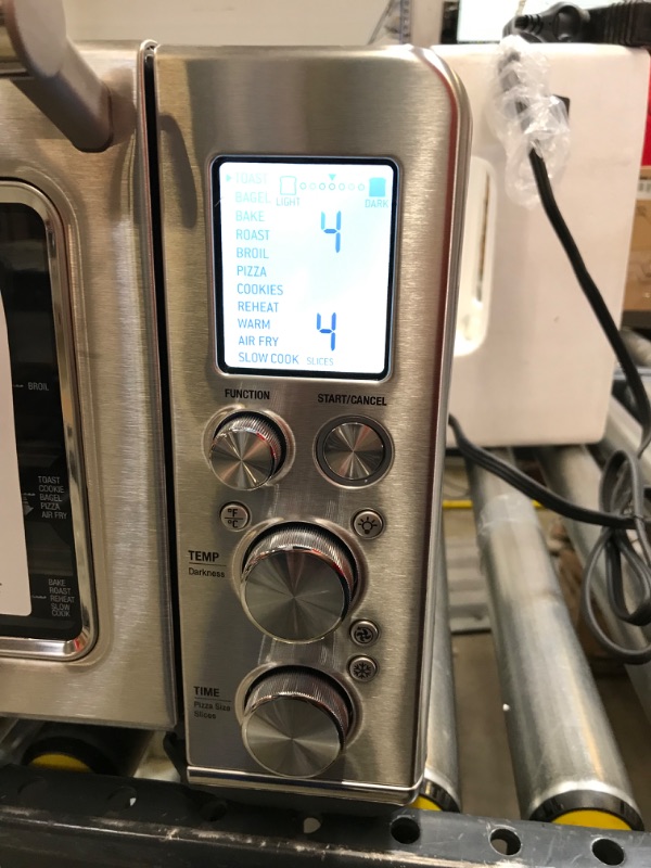 Photo 6 of Breville BOV860BSS Smart Oven Air Fryer, Countertop Convection Oven, Brushed Stainless Steel
