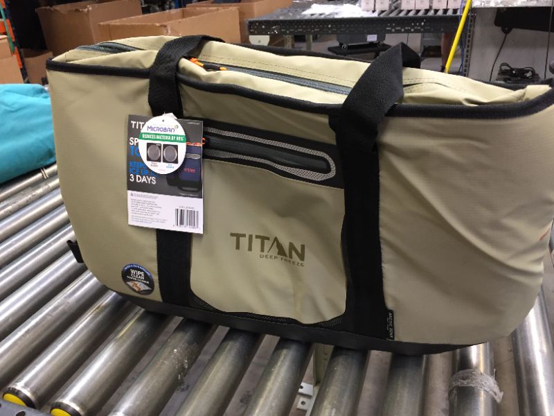 Photo 2 of Arctic Zone Titan Deep Freeze 30 Can Insulated Tote
