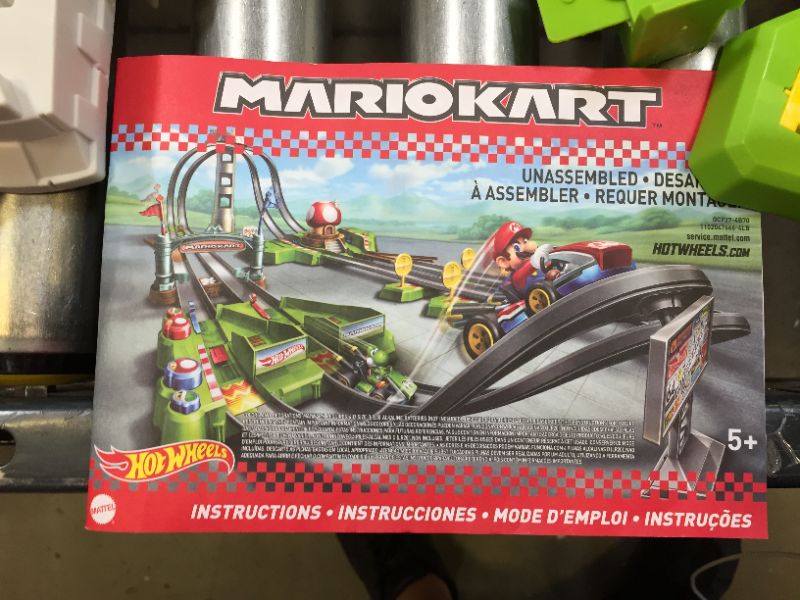 Photo 8 of Hot Wheels Mario Kart Circuit Track Set with 1:64 Scale Die-Cast Kart Replica Ages 3 and Above
