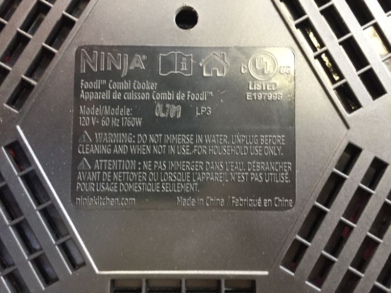 Photo 5 of Ninja FD302 Foodi 11-in-1 Pro 6.5 qt. Pressure Cooker & Air Fryer that Steams, Slow Cooks, Sears, Sautés, Dehydrates & More, with 4.6 qt. Crisper Plate, Nesting Broil Rack & Recipe Book, Silver/Black
