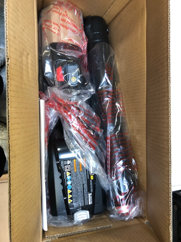 Photo 3 of --Sold for PARTS ONLY----Snapper XD 82V MAX Cordless Electric Clean Up Bundle with String Trimmer, Leaf Blower, (1) 2.0 Battery and (1) Rapid Charger (DEFECTIVE BATTERY-- DEAD BATTERY)
