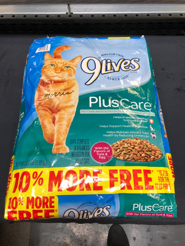 Photo 2 of 9Lives Plus Care Dry Cat Food, 13.3 Lb 
BEST BY 05/17/2022