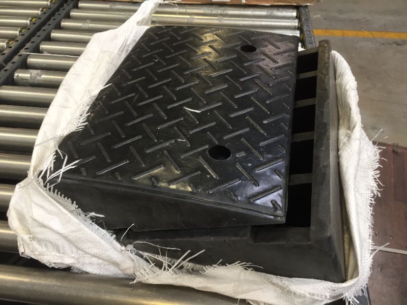 Photo 1 of 1 pair heavy duty car ramp 