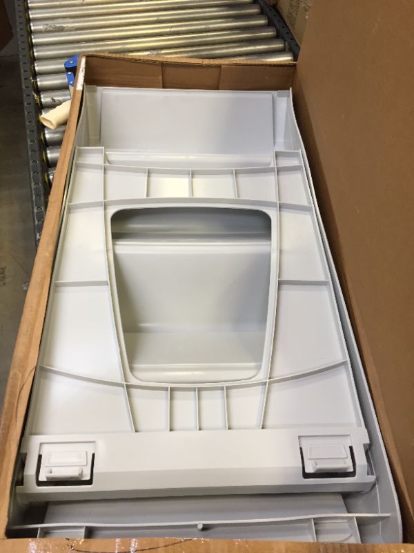 Photo 1 of PetSafe CozyUp Folding Pet Steps. Missing Black Stick on Pads.Minor Scuffs and Scratches
