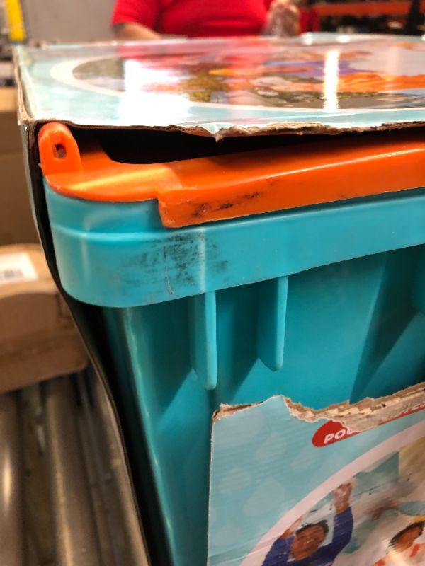 Photo 1 of Little Tikes Foamo Foam Machine. Box Packaging Damaged, Item is New, Scuffs on Corner of Item as Shown in Picture.

