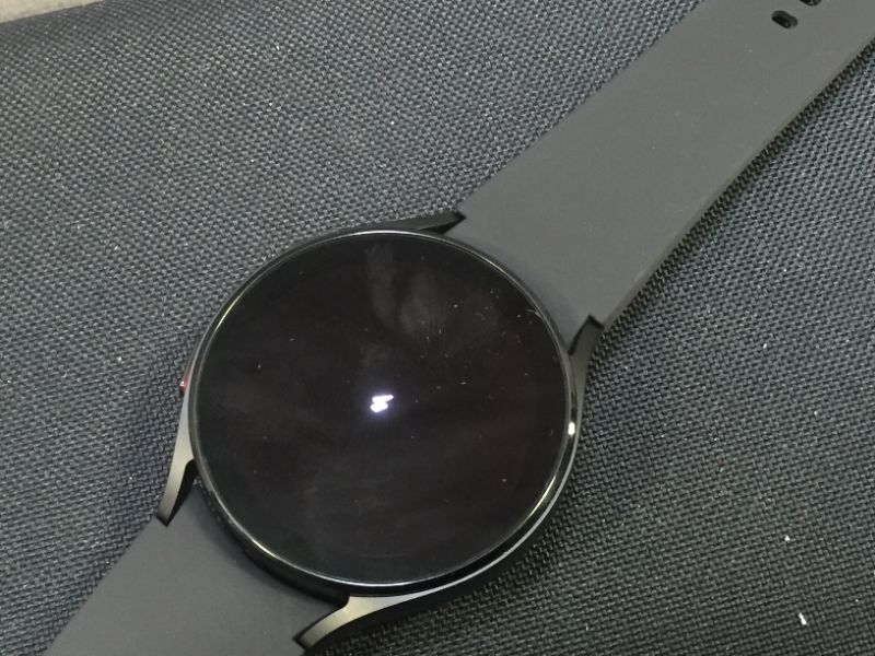 Photo 8 of Samsung - Galaxy Watch4 Aluminum Smartwatch 44mm LTE - Black( NEW OPEN BOX)
