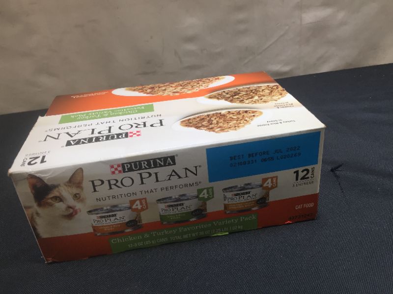 Photo 4 of (12 Pack) Purina Pro Plan Gravy Wet Cat Food Variety Pack, Chicken Turkey Favorites, 3 oz. Cans EXP--Jul-2022