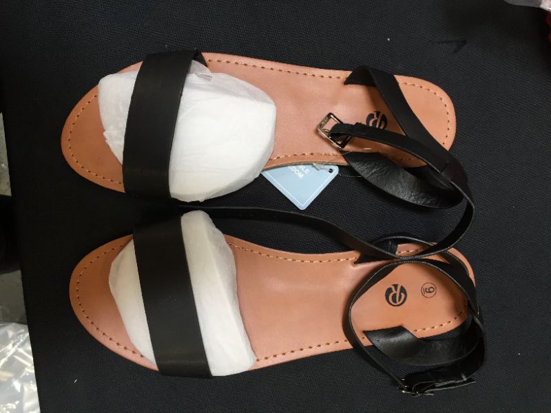 Photo 2 of Rekayla Flat Faux Leather Ankle Strap and Adjustable Buckle Sandals for Women
SIZE 9