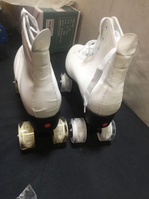 Photo 4 of WHITE QUAD SKATES SIZE 44