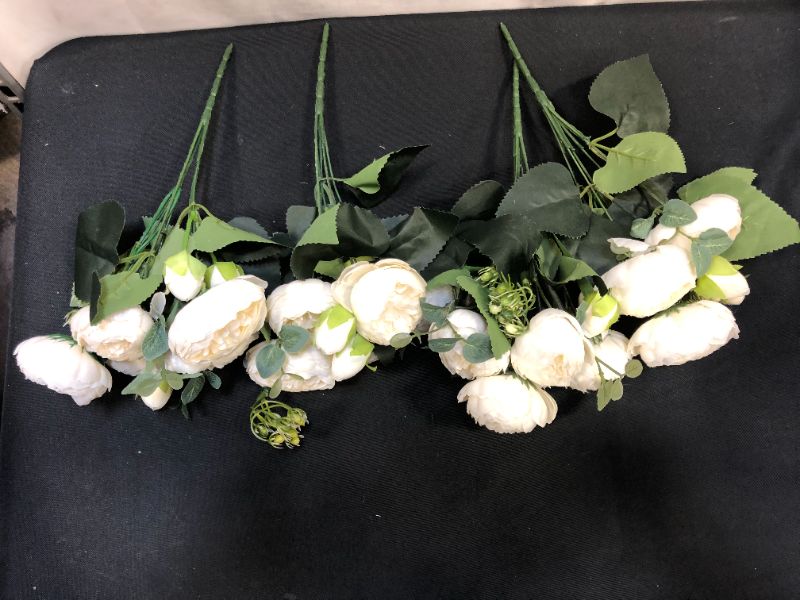 Photo 3 of 4 pack of artificial  white flowers size 13 inches 