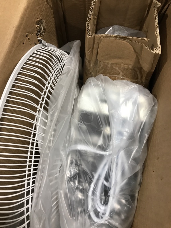 Photo 3 of 16 inch plastic wall fan with remote