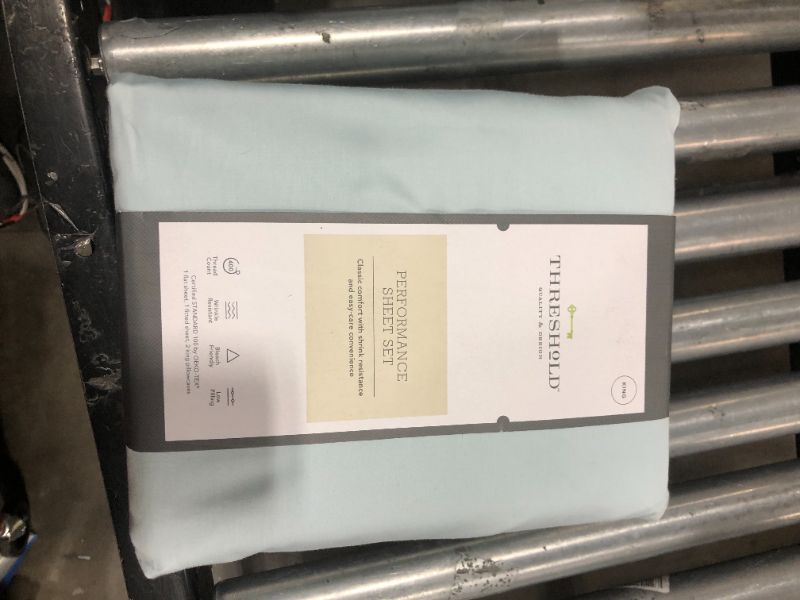 Photo 2 of 400 Thread Count Solid Performance Sheet Set - Threshold™

KING