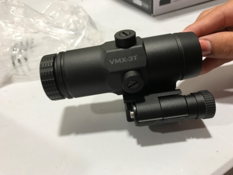 Photo 3 of Vortex VMX-3T Magnifier with Flip Mount