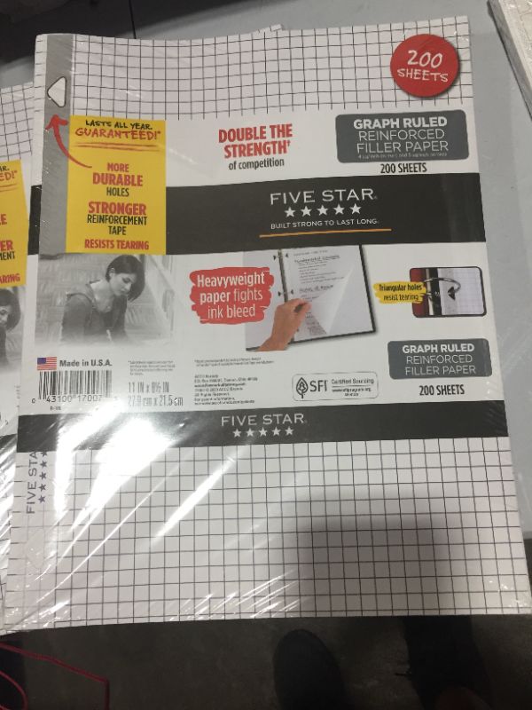 Photo 2 of BUNDLE OF 5!! Five Star 200ct Graph Ruled Filler Paper Reinforced
