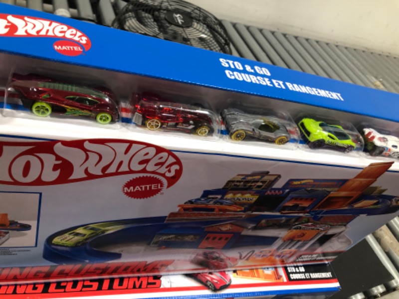 Photo 1 of Hot Wheels Flying Customs Sto & Go Trackset

