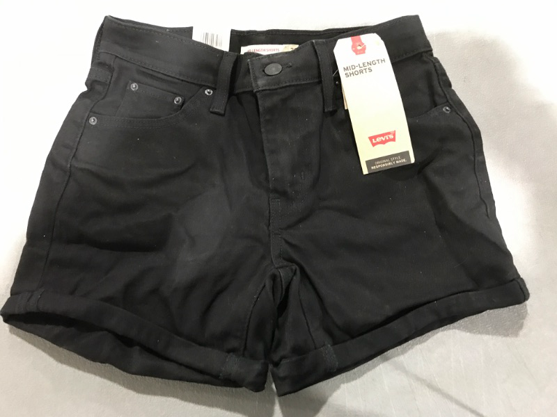 Photo 2 of [Size 2] Levi's® Women's Mid-Length Shorts