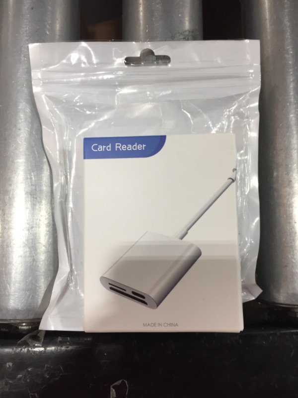 Photo 2 of SD/Micro SD Card Reader for iPhone/iPad