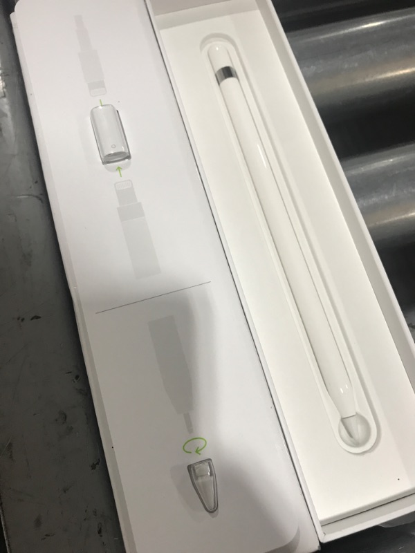 Photo 3 of Apple Pencil (1st Generation)
