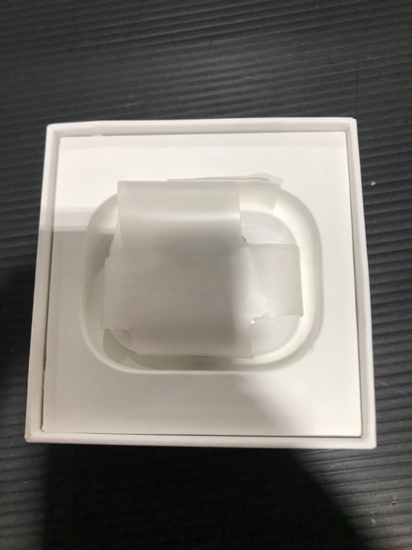 Photo 3 of Apple AirPods Pro