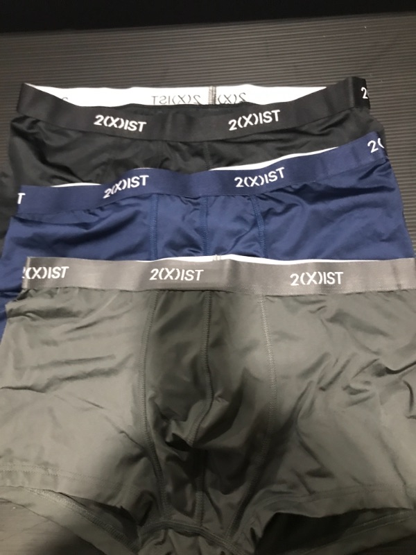 Photo 2 of 2(X)IST Men's Micro Speed Dri No Show Trunk 3-Pack - size medium 