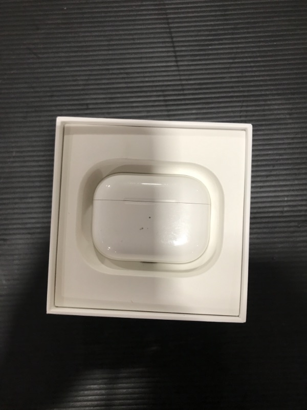 Photo 2 of Apple AirPods Pro